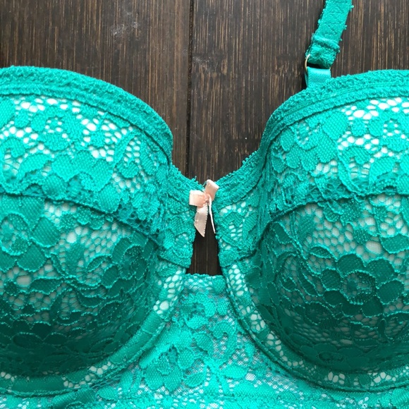 Turquoise bra 34C - Picture 2 of 5